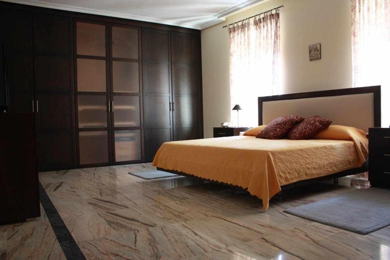 Apartamento Plasencia Santa Ana Exterior foto